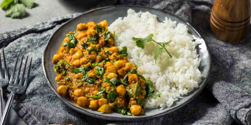 Chickpea and Spinach Curry